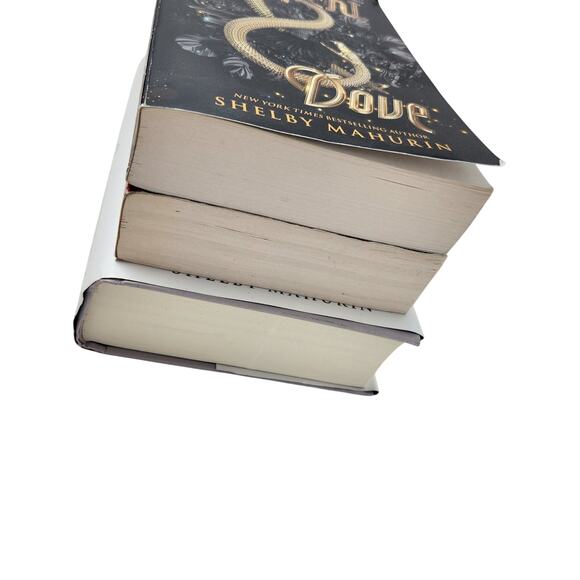 Serpent & Dove Complete Trilogy Shelby Mahurin Blood & Honey Gods & Monsters - Picture 4 of 13